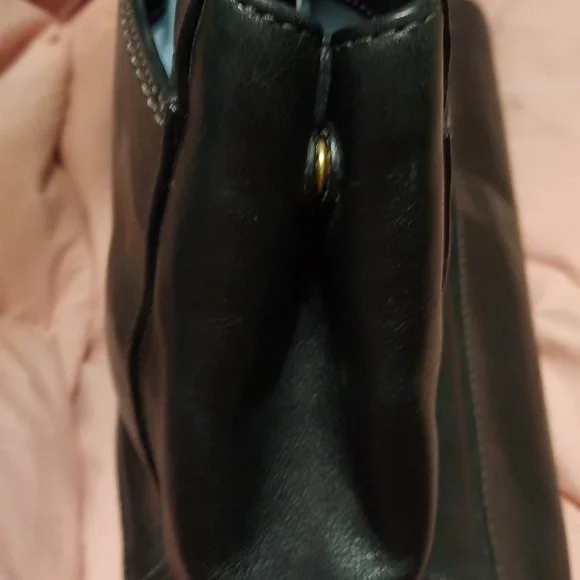 Coach Large Vintage Bag - Picture 13 of 16